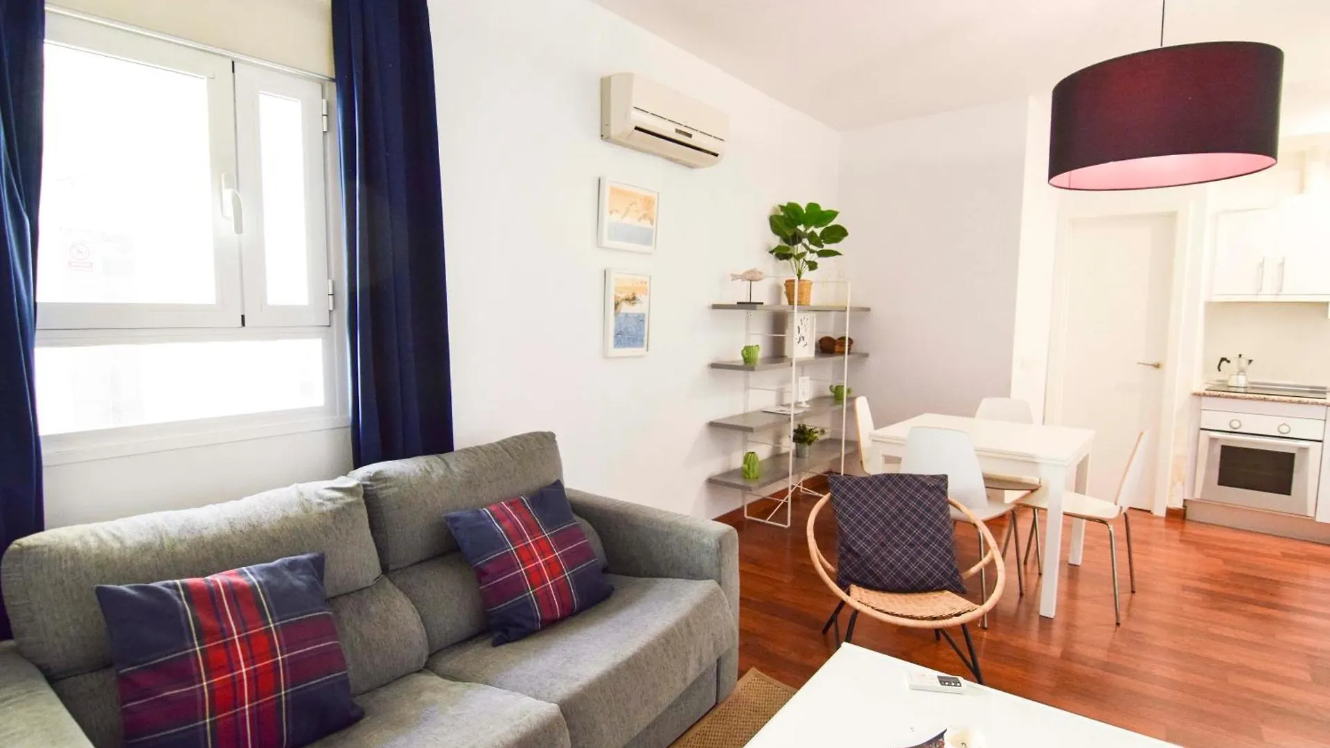 Letplanet Bishops Stay Malaga Apartment