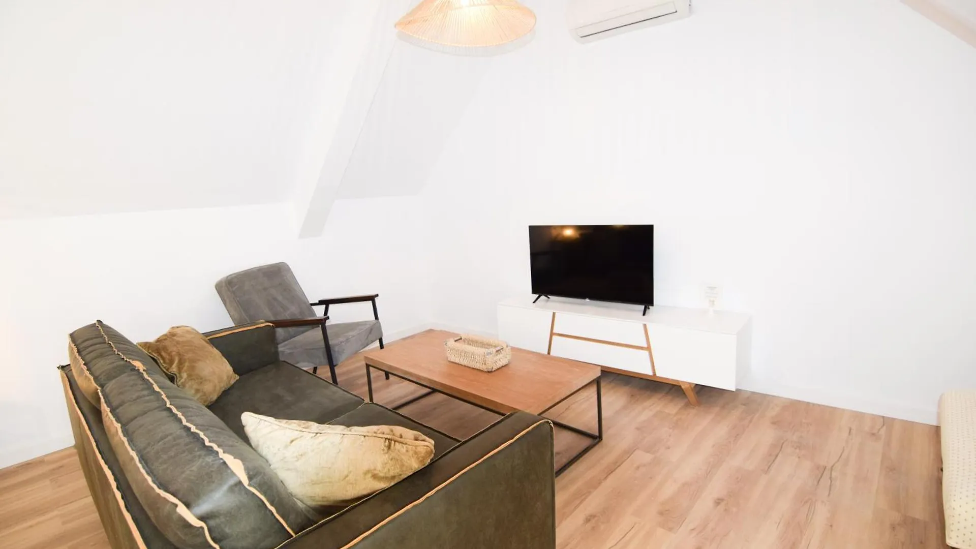 Apartment Letplanet Bishops Stay Malaga
